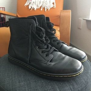 Dr. Martens Leyton Lace-up Ankle Boot